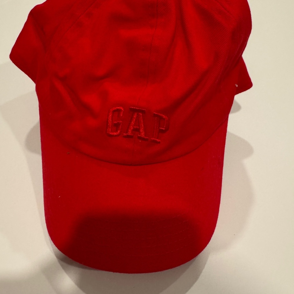GAP Vibrant Red Cap